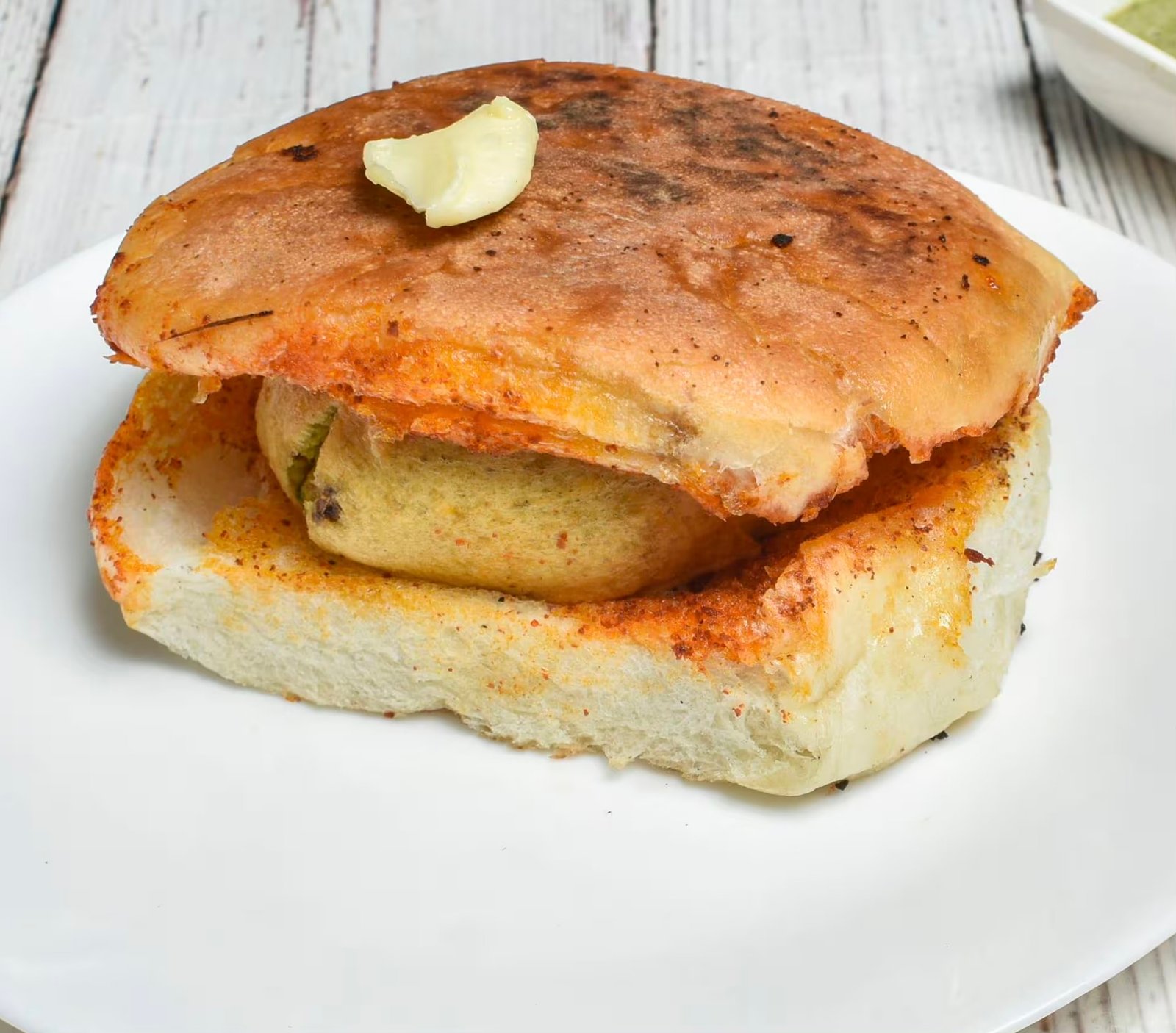 Butter Vada Pav